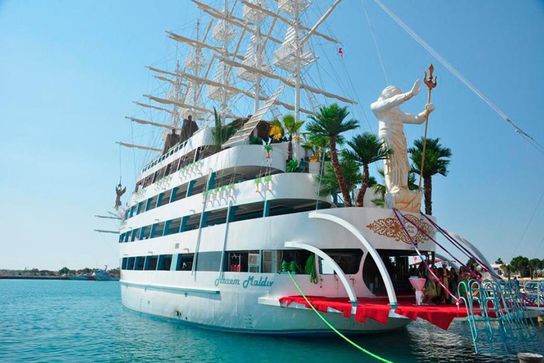 Antalya Custom Built Large Boat & Mega Yacht Rental – 5